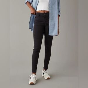 American Eagle Curvy Highest-Rise Jegging - Black - Size 2 Regular